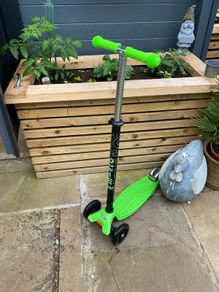 micro deluxe maxi scooter
