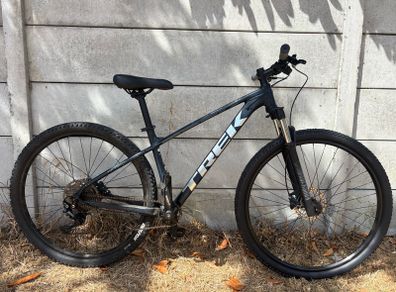 Trek Marlin 7 Gen 2 Mountain Bike