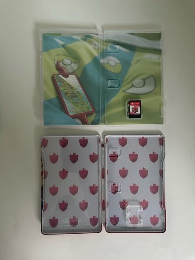 Nintendo Switch Pokemon Shield game & Steelbook