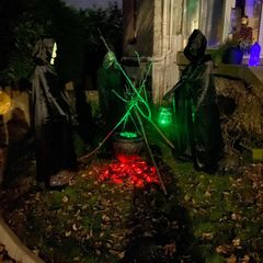 Halloween Props, Witch edition, inc 3 mannequins!
