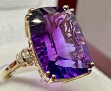 Yellow Gold AAA Zambian Amethyst & Natural Diamond Ring