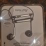 Wireless bluetooth earbuds Happy Plugs brand Image 6