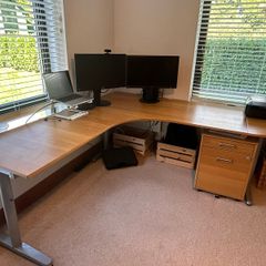 Large corner desk - Ikea Gallant