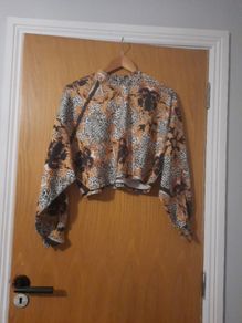 fab crop top from bershka