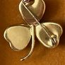 Vintage Gold Tone Connemara Shamrock / Clover Brooch Image 4