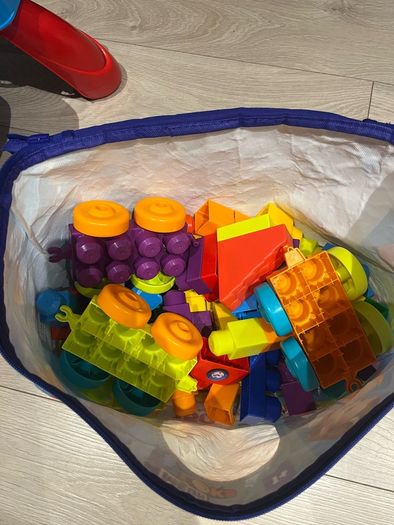 MEGA Bloks Building Blocks Build 'N Learn Table Blue and Red