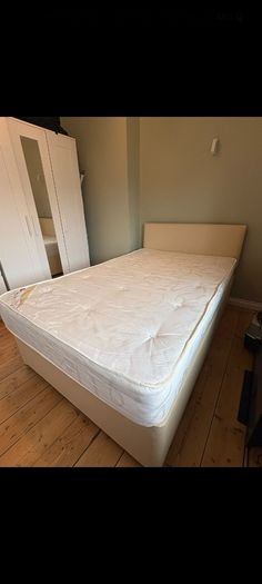 4 foot bed and mattress