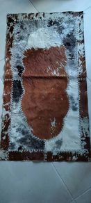 cowhide rug