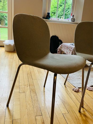 FREE: set of 4 chairs