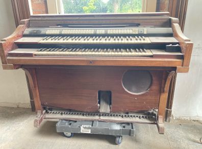 vintage Wurlitzer Organ