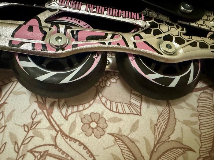 Girls rollerblades