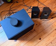 Logitech Z533 Speakers Broken