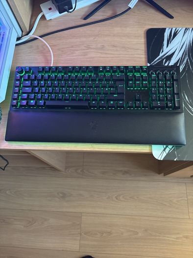 Razer blackwidow v4 pro -gaming keyboard