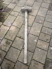 sledge hammer