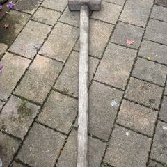 sledge hammer