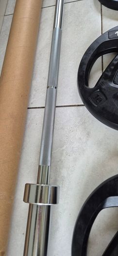 brand new olympic tri grip weight lifting set A