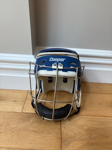 Old Gen Cooper Sk100 Hurling Helmet