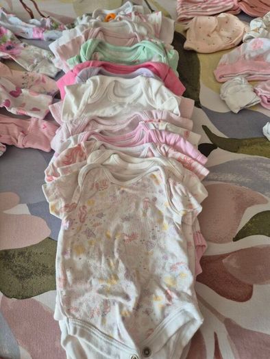 Newborn (0-1 month) Girls Clothes Bundle