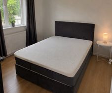 kingsize bed Emma
