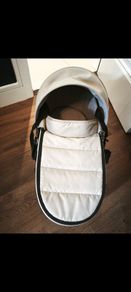 Yo-yo bassinet