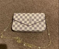 LV wallet on chain / leather / new