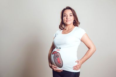 Chilling inside Girl ladies T-shirt Tee Top Shirt for expecting pregnant mom