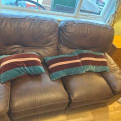 Fine leather recliner sofa