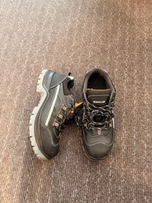 work shoes size 43