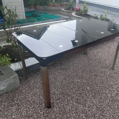 outdoor table