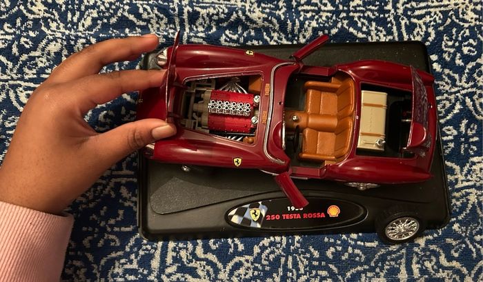 Toy model car