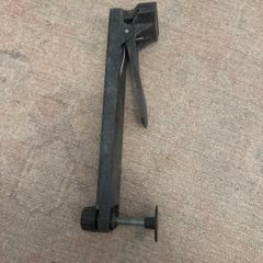 laser level bracket