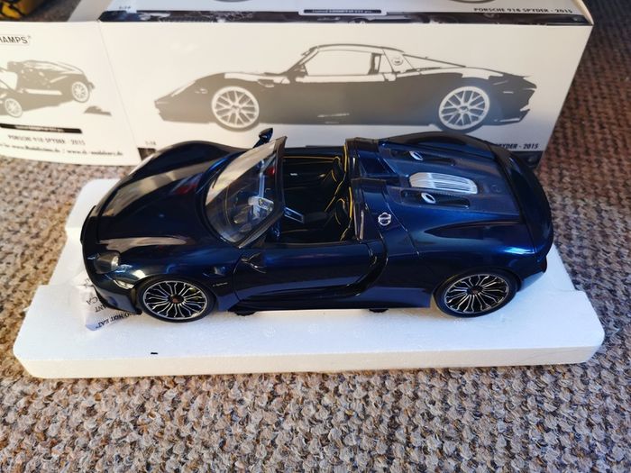Minichamps Porsche 918 Spyder Limited Edition 1/18