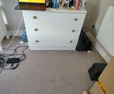 White 3-drawer chest with wooden knobs