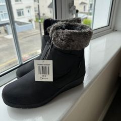 Winter ankle boots