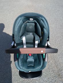 Maxi Cosi Pebble 360 Pro 2 + Sliding Base
