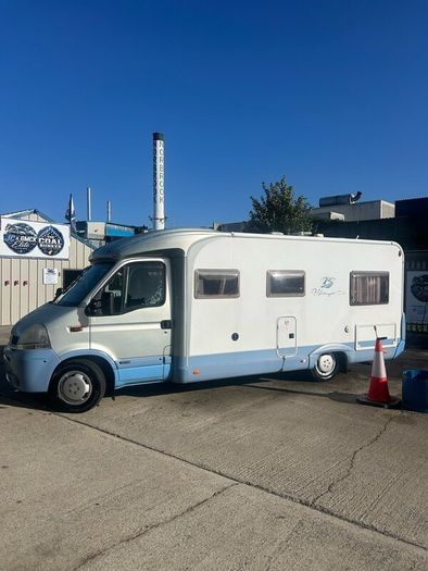 NI 2005 Renault Brstner Delfin Rear-Fixed-Bed