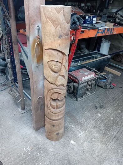 Toten poles for sale