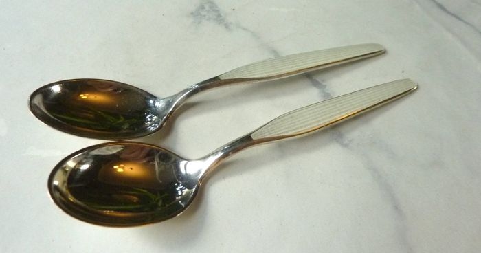 Pair Vintage Norwegian Hallmarked Sterling Silver 925 White Enamel Coffee Spoons. Excellent Condition.