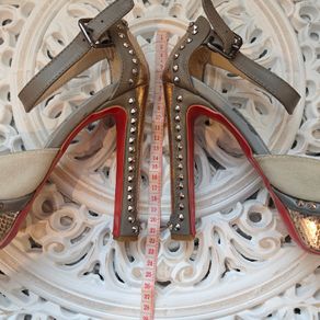 Christian Louboutin Heels size 38