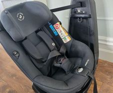Maxi Cosi Axissfix i-size 360 swivel car seat for approx 6 months to 4 years