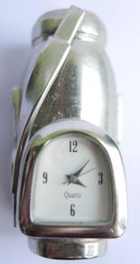 Vintage Miniature Golf Bag Desk Clock Chrome Plated - works well