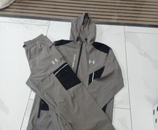 small mens under armour tracksuit