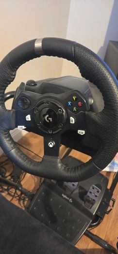 Racing seat