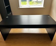 Large solid oak desk - excellent condition