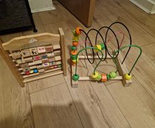 Wooden educational toys