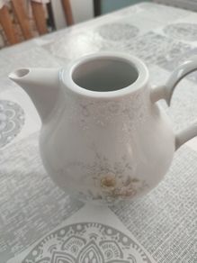 Noritake Ireland teapot
