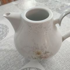 Noritake Ireland teapot
