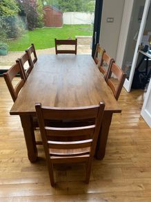 Dining Table & 8 Chairs