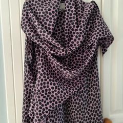 SET Masai V Neck Top and Scarf