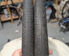 2 x Kenda Bike Tyres